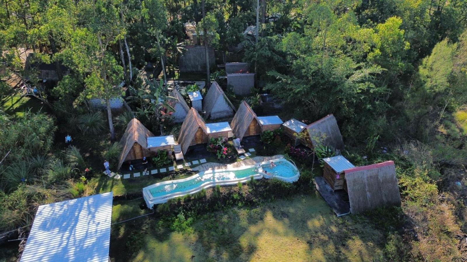 Triangular House And Hot Spring *
